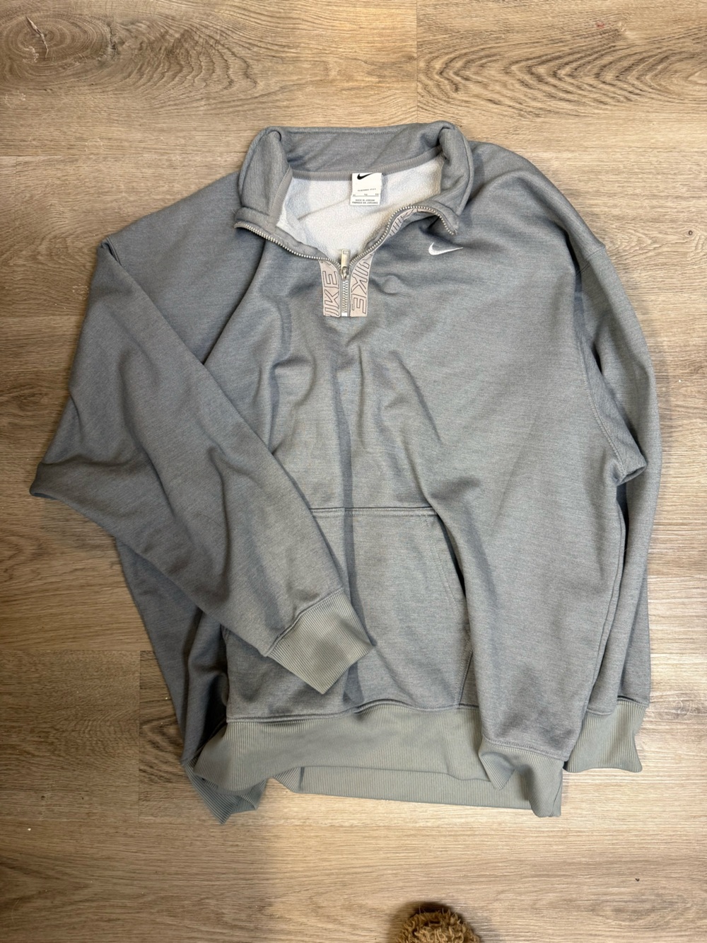 Nike Men's Light Gray Full-Zip Windbreaker Jacket